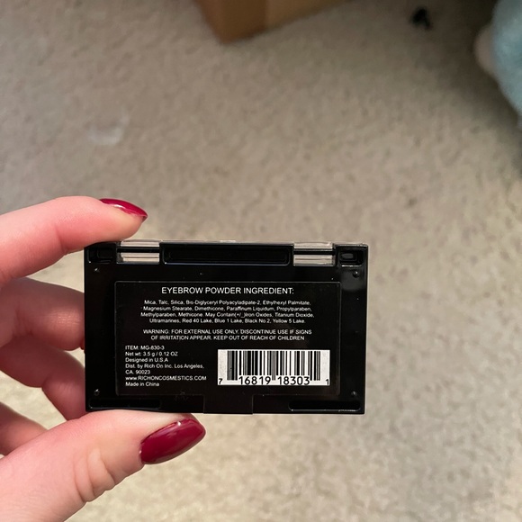 Eyebrow Powder - Picture 2 of 2